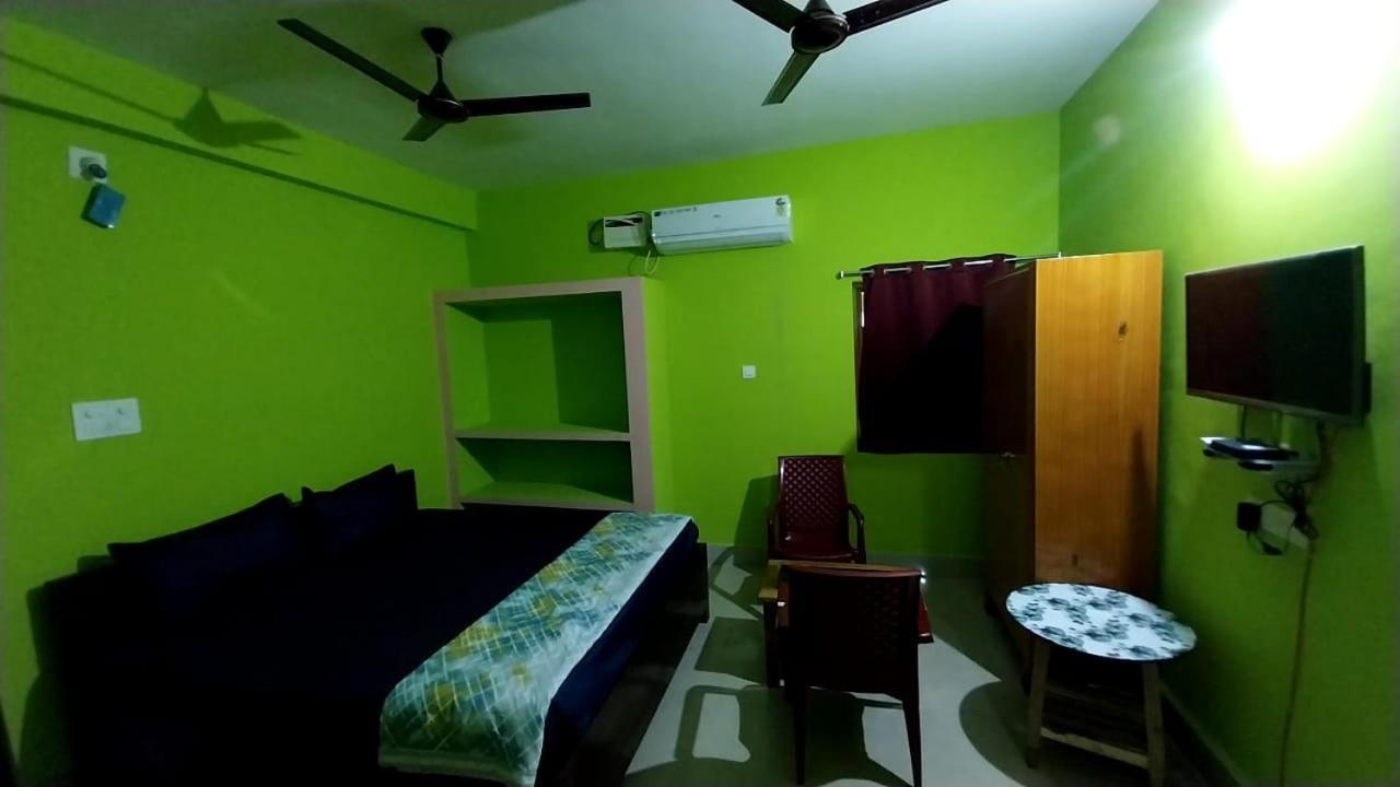 Hotel Khushi Guest House Бхубанешвара Экстерьер фото